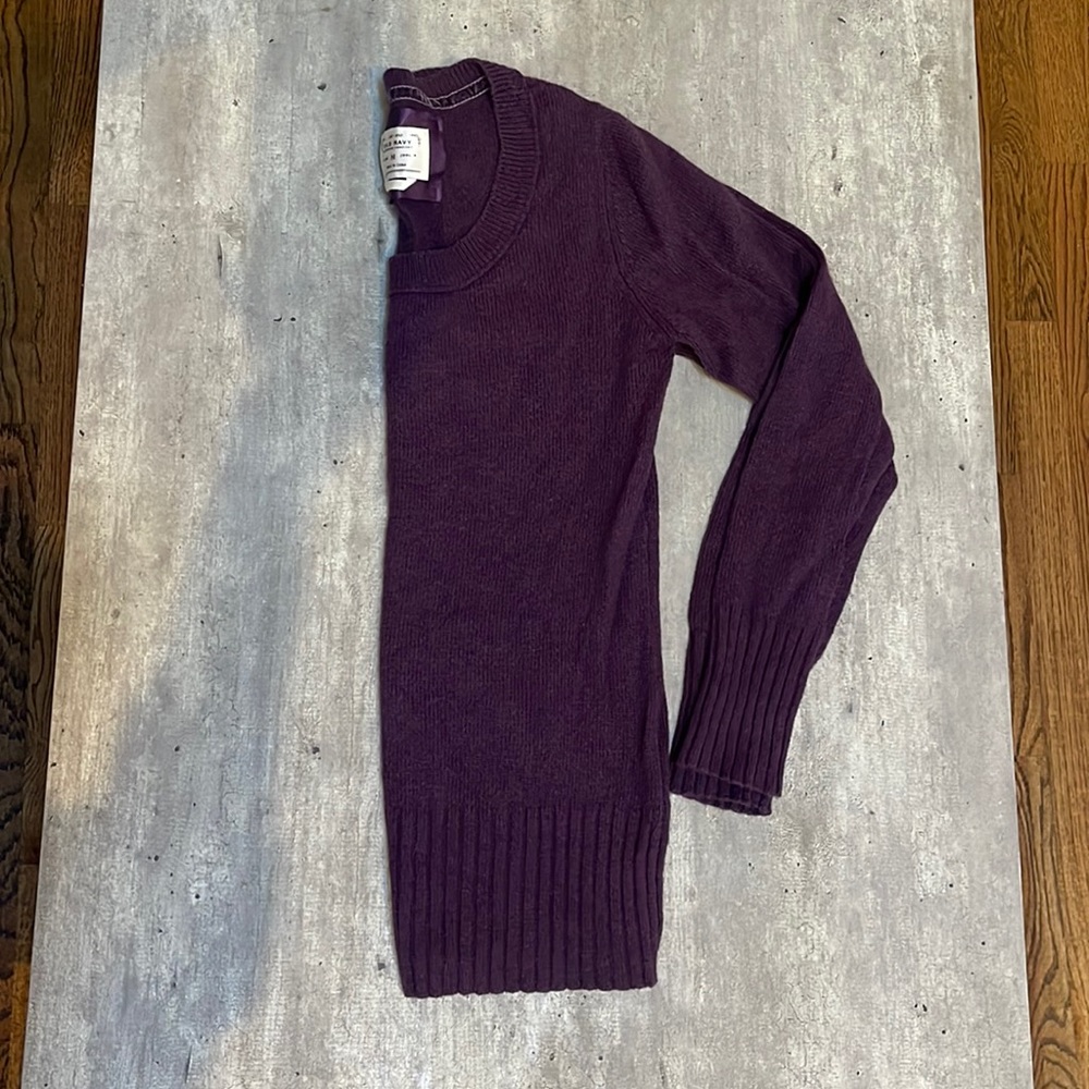 Fitted Sweater | sz M